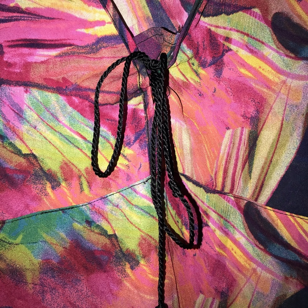 Vibrant Colored Blouse - Picture 4 of 5